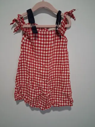 Vestido de cuadros rojo y blanco