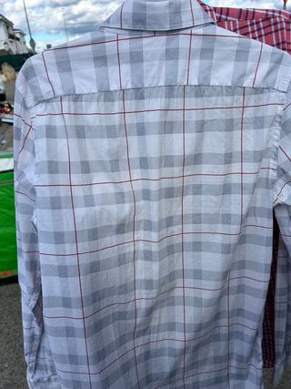 Camisa Zara Cuadros Gris y Roja Talla S