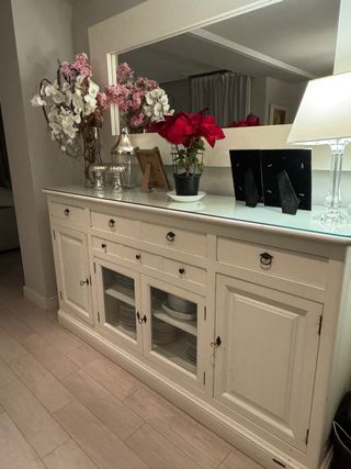 Aparador de madera lacado blanco