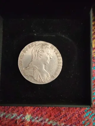 Moneda de plata antigua