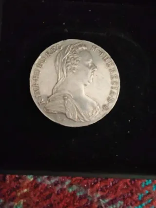 Moneda de plata antigua