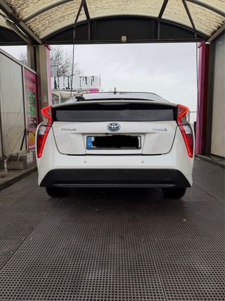 Toyota Prius 2018