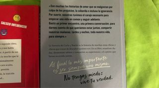 Pack de 4 libros influencers/famosas de tiktok