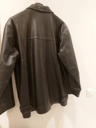 Chaqueta de piel Zerimar Negra
