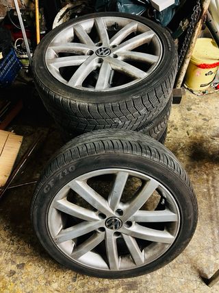 Llantas 18 con neumáticos nuevos
