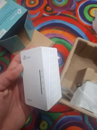 TP-Link Powerline Wi-Fi Extender AV600