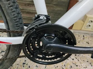 Bicicleta Rockrider del Decathlon.