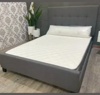 Cama Matrimonio con Colchón Gris