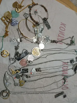 Set 16 gioielli S'AGAPO acciaio e cristalli