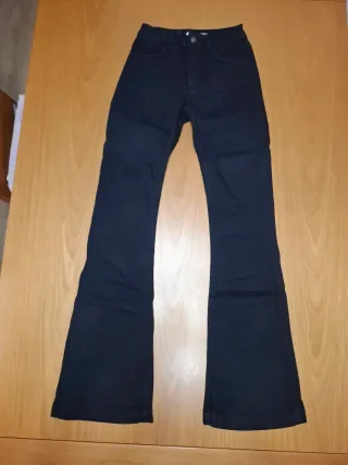 Tejano acampanado negro Subdued. Talla 36