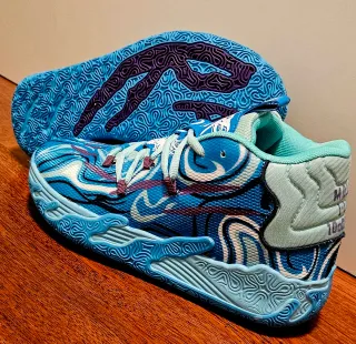 Zapatillas de baloncesto color azul