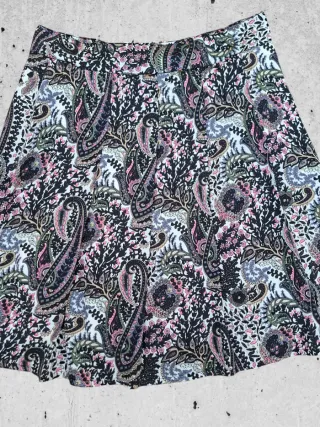 Saia Lanidor Paisley Rosa e Preto