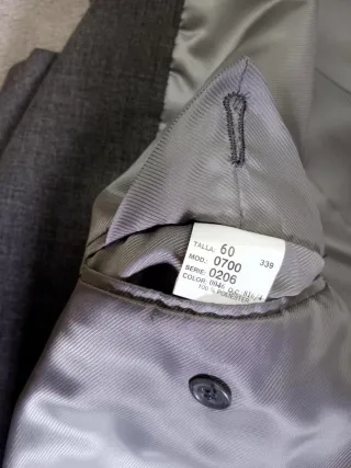 Traje de caballero gris