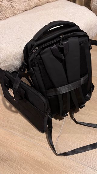 Mochila portátil negra + maletín regalo