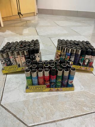 Lotto 300+ Accendini Clipper Originali