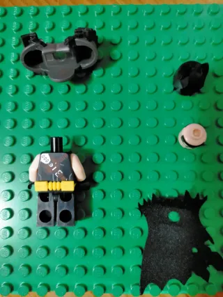 Minifigura Lego Batman Battle Ready Armor