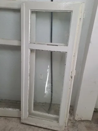 Ventanas de madera blancas. 6 unidades. 1.60 x 65