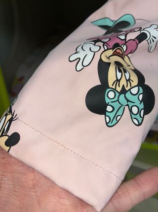 Abrigo impermeable Minnie borrego