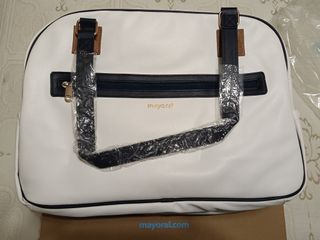 Bolso Maternidad Mayoral Blanco y Azul Marino