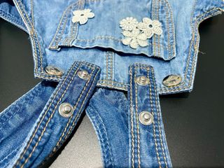 Salopette bambina Mayoral in denim con fiori