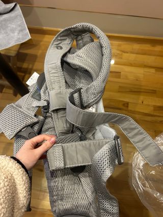 Mochila Portabebé BabyBjörn Gris