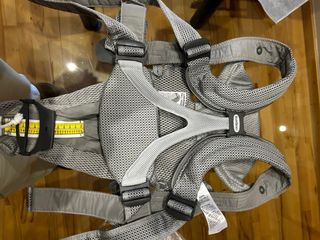 Mochila Portabebé BabyBjörn Gris