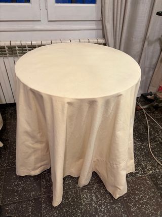 Mesa redonda madera y corcho