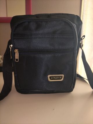 Tracolla uomo nera come nuova