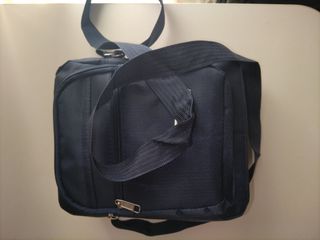 Tracolla uomo nera come nuova