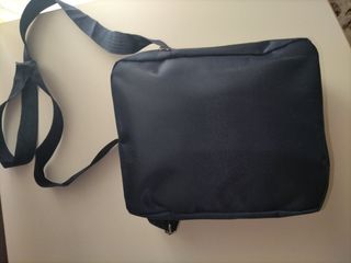 Tracolla uomo nera come nuova