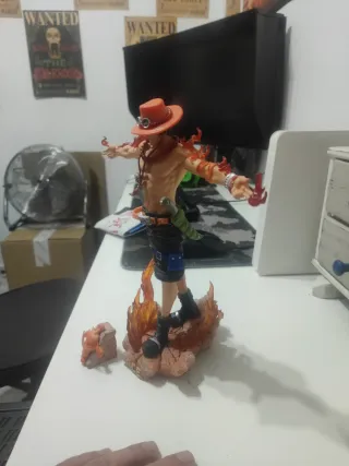 Figura One Piece Ace Fuego