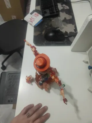 Figura One Piece Ace Fuego