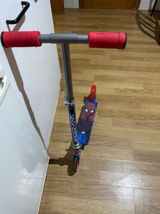 Patinete infantil Spiderman Disney