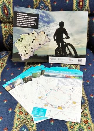 Lote 10 libros de turismo por Castilla y León