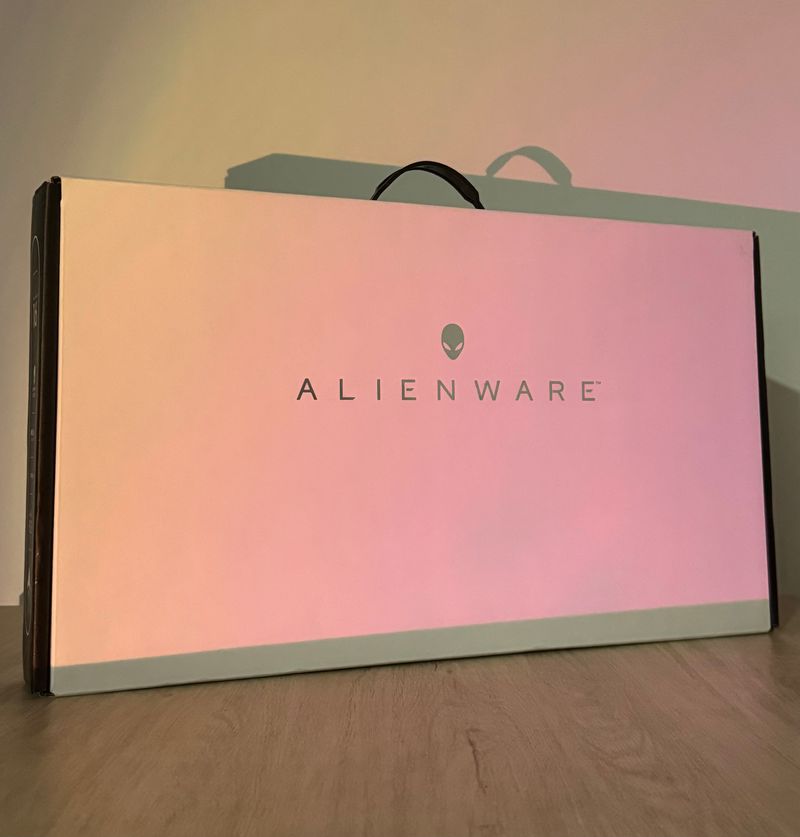 Alienware M16 R2