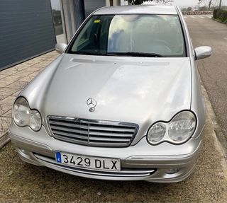 Mercedes-Benz Clase C 2006