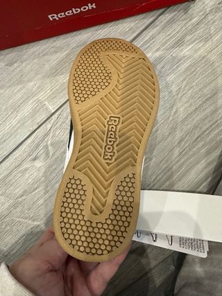 Zapatillas Reebok niño velcro T26 nuevas