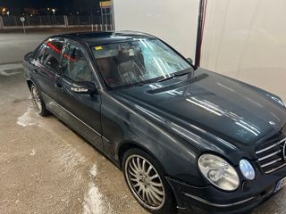 Mercedes-Benz Clase E 2005