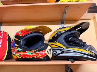 2 Cascos Moto Campo Poco Uso