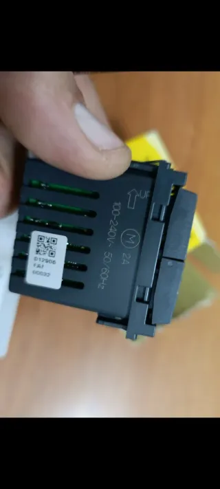 Comando tapparella connesso IoT grigio