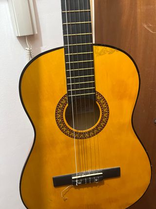 Guitarra acústica clásica