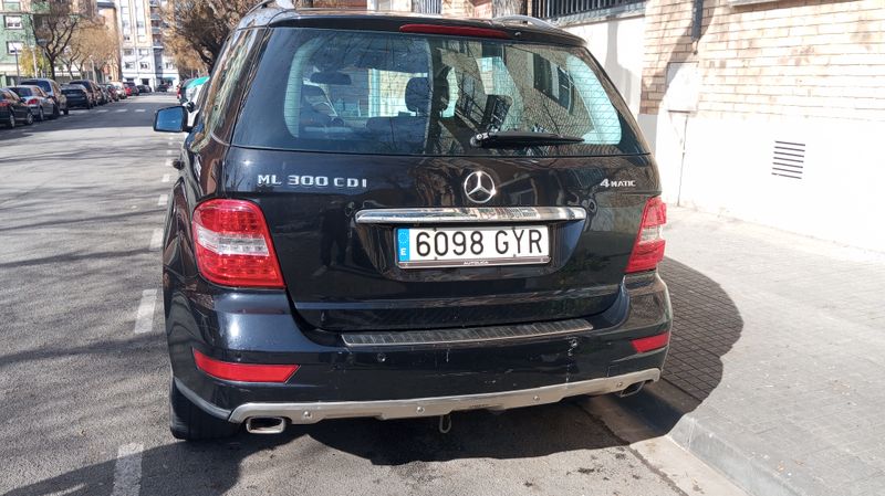 Mercedes-Benz Clase M 2010 - foto 1