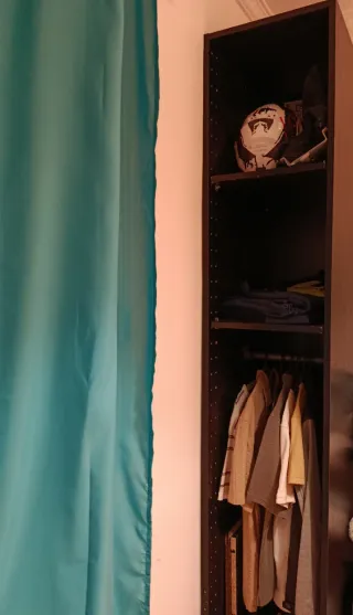 Dos Módulos Vestidor Ikea Negro y Turquesa