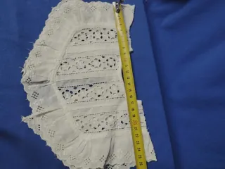 Cuello vintage bordado