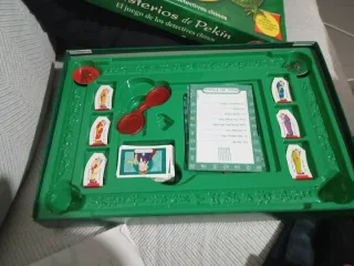 Misterios de Pekín - Juego de detectives