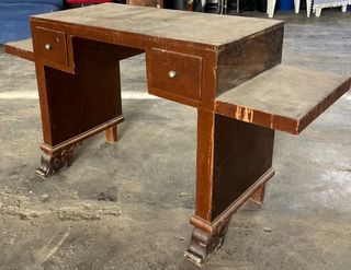 Tocador antiguo de madera