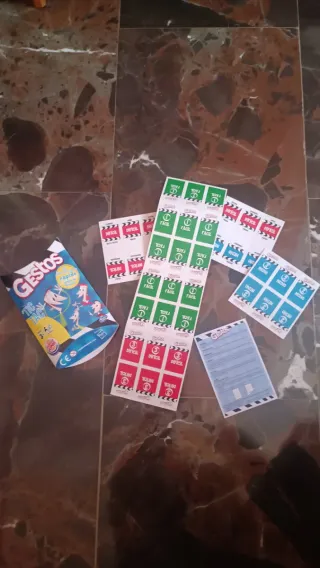 Juegos de mesa de bolsillo "Gestos" "Quién es quié