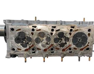 Culata 2210027900 kia carens 2.0 crdi 138485