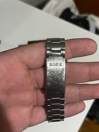 Reloj Casio Plateado Bisel Blanco