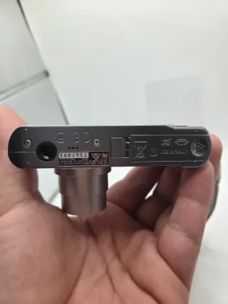 Sony Cybershot DSC-W810 con scatola